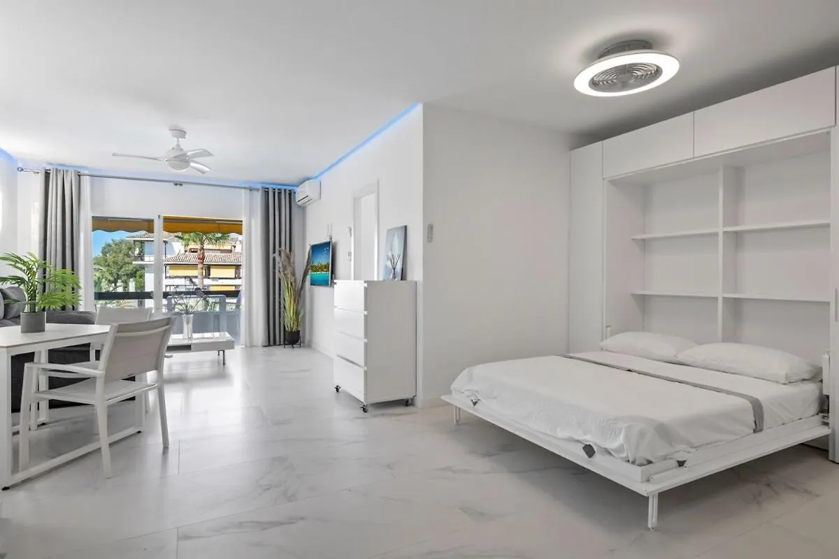 Fabulous One Bedroom Flat With Pool At The Golden Mile Marbella 0*,  Spain