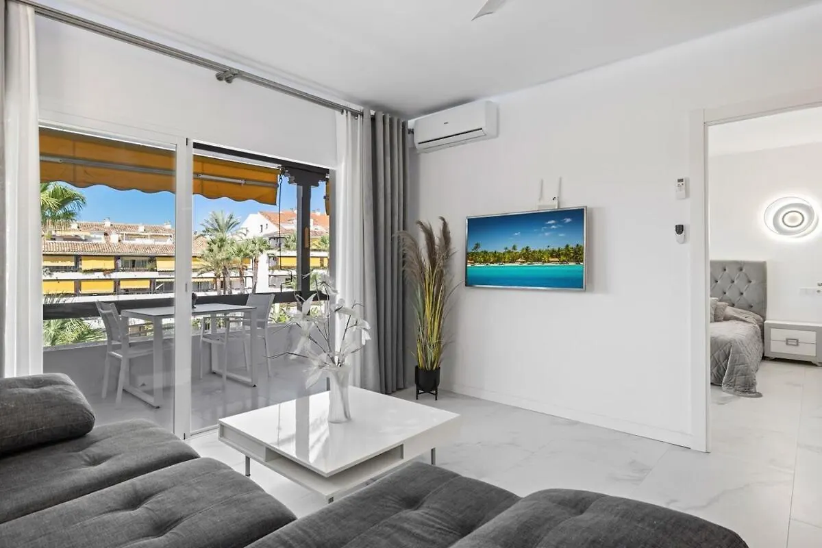 Apartment Fabulous One Bedroom Flat With Pool At The Golden Mile Marbella Spain