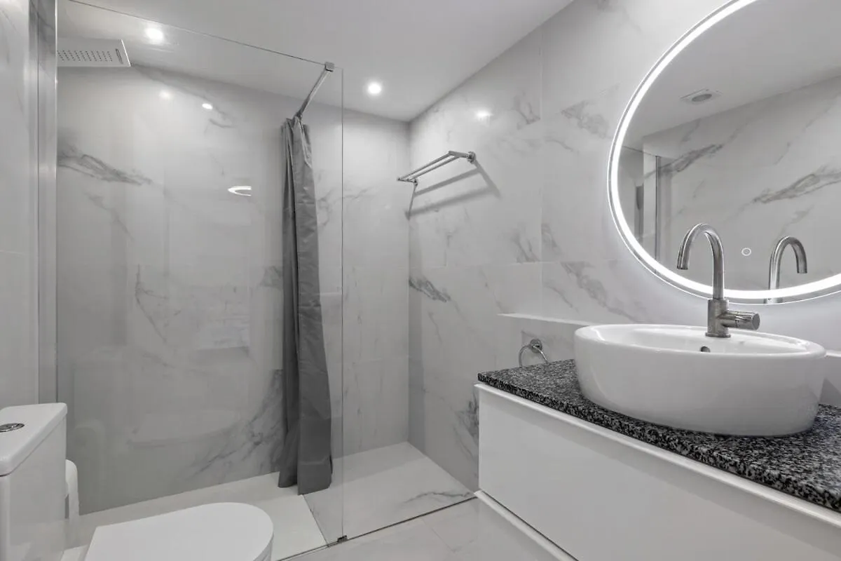 Fabulous One Bedroom Flat With Pool At The Golden Mile Marbella Apartment