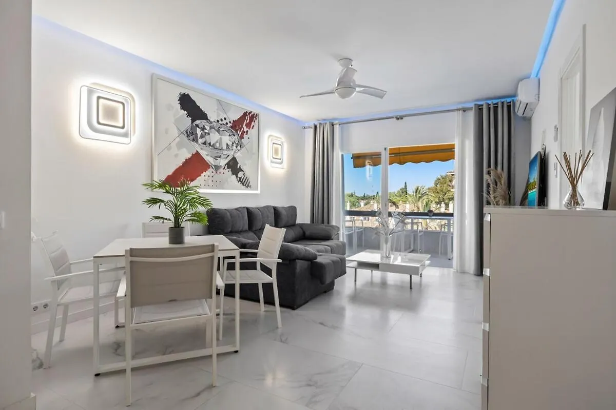Fabulous One Bedroom Flat With Pool At The Golden Mile contacts