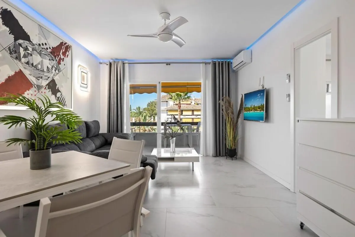 Fabulous One Bedroom Flat With Pool At The Golden Mile Marbella 0*,